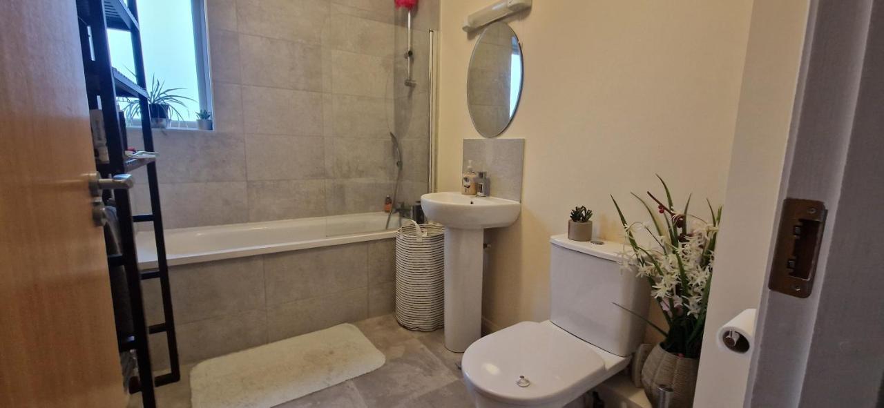 Miller'S Guest Room With Shared Bathroom Сводз Экстерьер фото